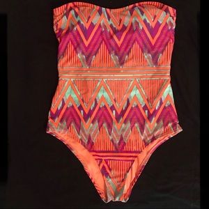 LA Hearts PacSun Tribal Print One Piece Swimsuit😍